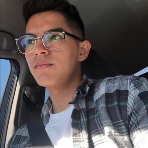 Meet your Posher, Jason